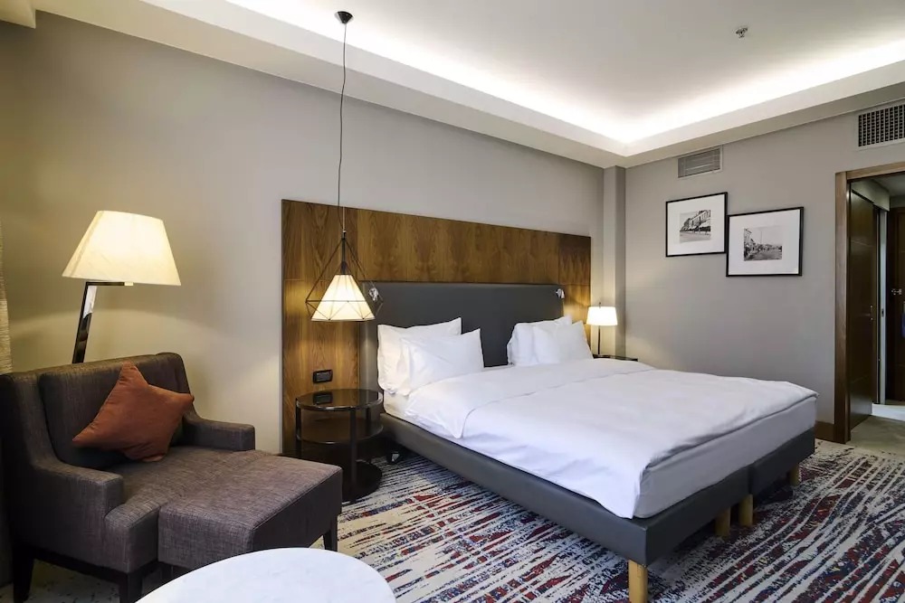 هتل رادیسون بلو ایروان